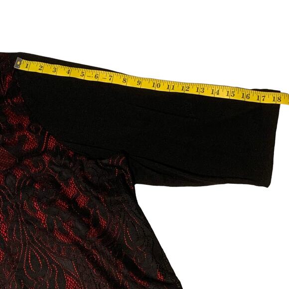 Black Lace Over Red Tunic Stretch Goth Witchy Catherines Top 3X 26/28W Romantic - Picture 7 of 7